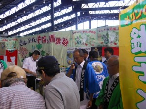 銚子メロン組合　伊藤武之組合長によるアムスメロンのＰＲ