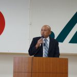 挨拶する加瀬組合長(８月２９日)