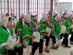 心をこめて演奏する部員(7月22日)