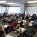 真剣に学ぶ生産者（8月21日）