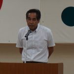 挨拶をする高橋委員長(8月20日）